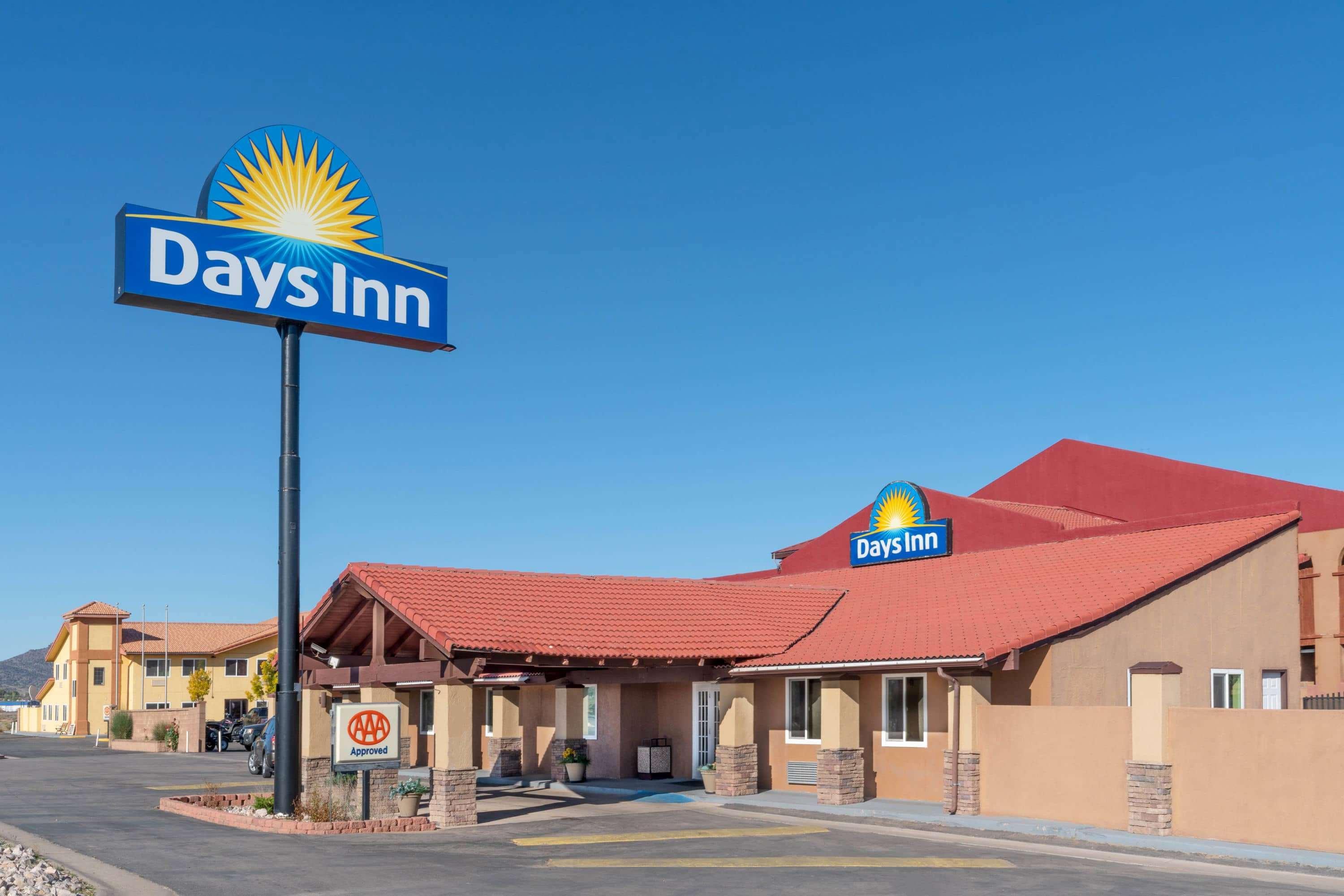 Days Inn by Wyndham Grants Exterior foto